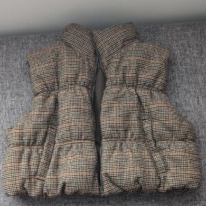 H&M Cropped Plaid Puffer Vest